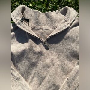 Cyrus Cream Sweatshirt